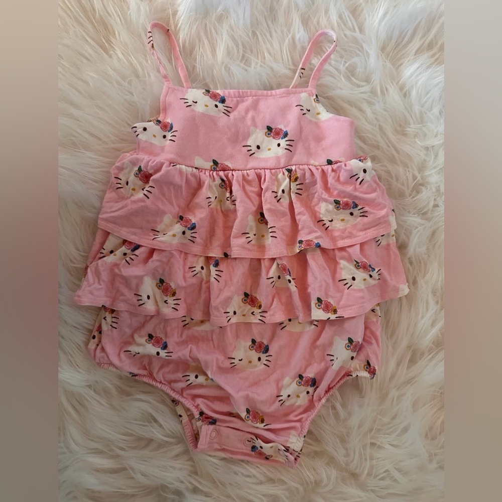 EUC Posh Peanut Sanrio Hello Kitty Pink Bubble Romper 2T